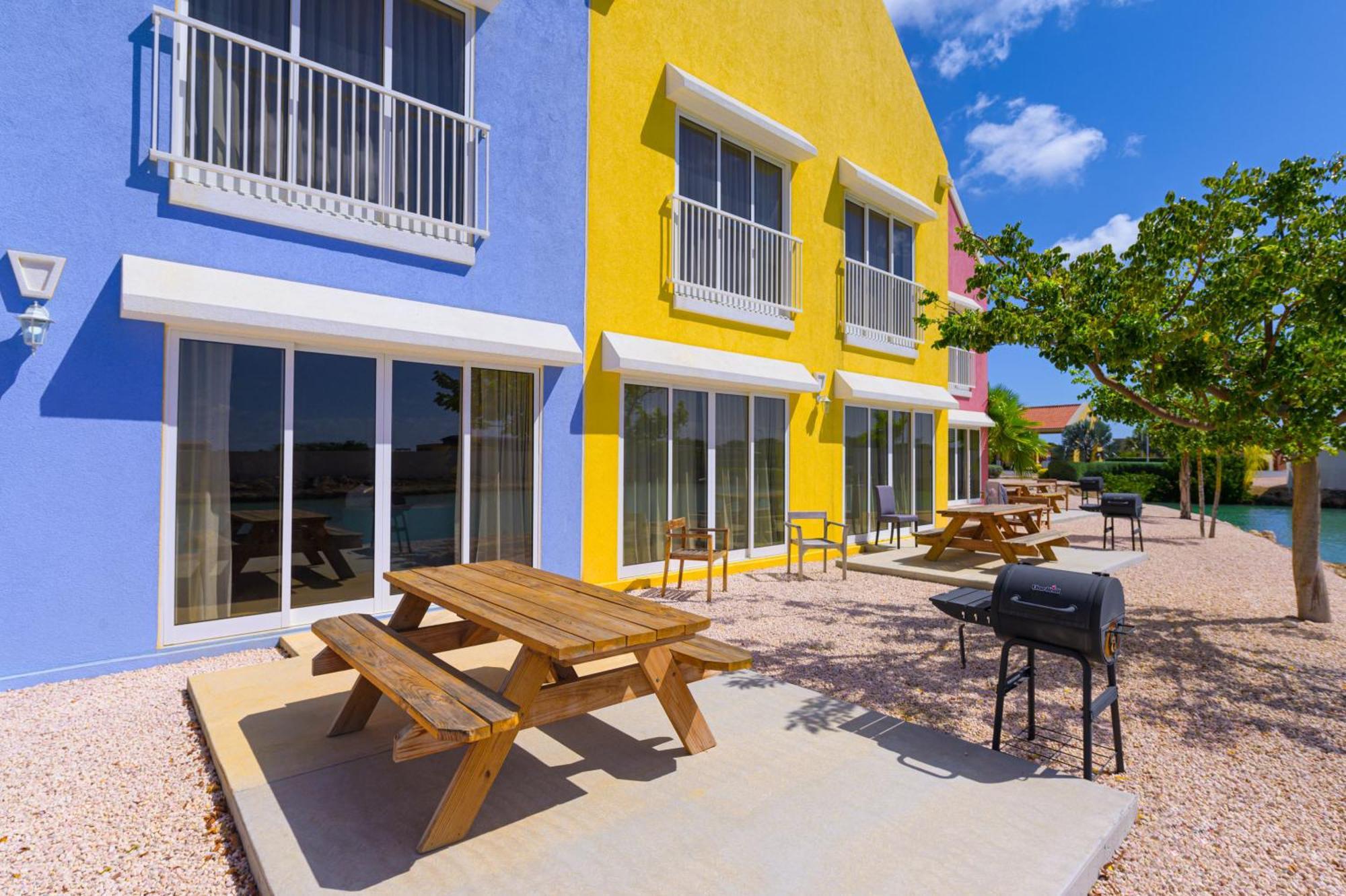 Corallium Hotel & Villas Bonaire Кралендейк Экстерьер фото